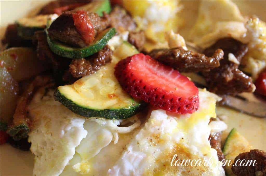 Spicy Low Carb Skillet Dish: Steak and Eggs The strawberries set off this colorful dish and added just a hint of sweetness to the heat.